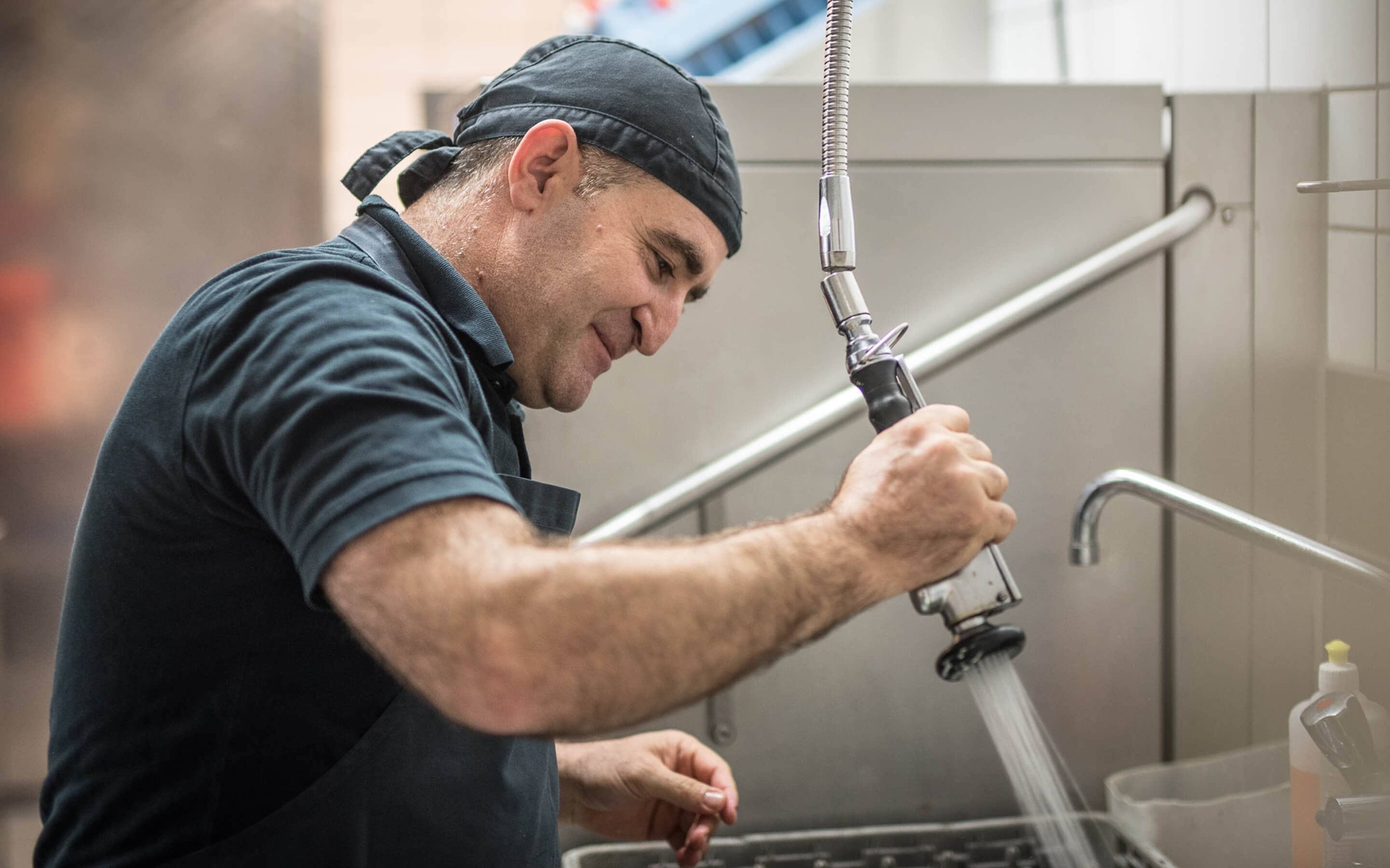 Spüler (m/w/d) in der Produktionsküche