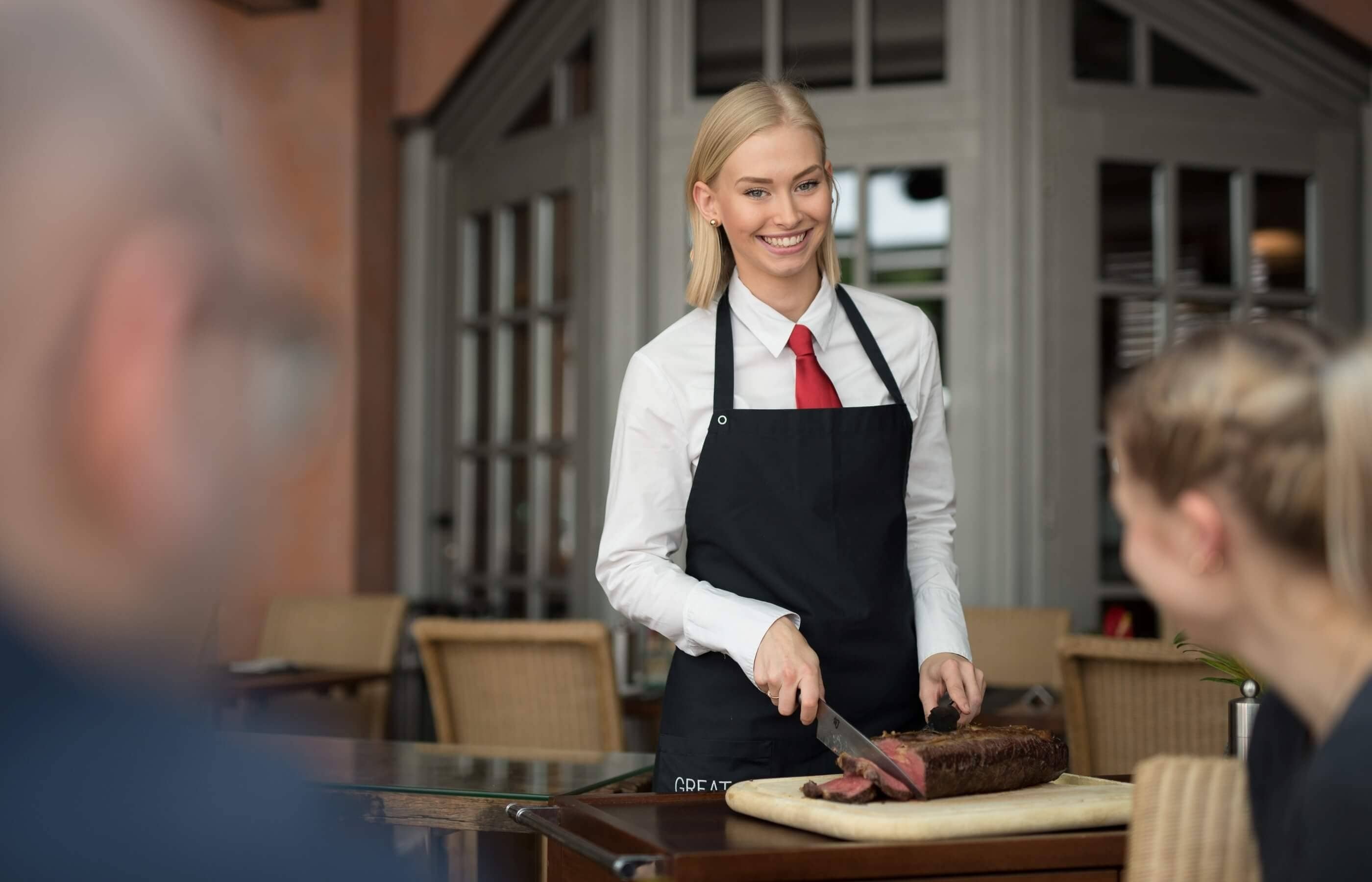 Servicekraft (m/w/d) Für den Mittagstisch im PIER 51