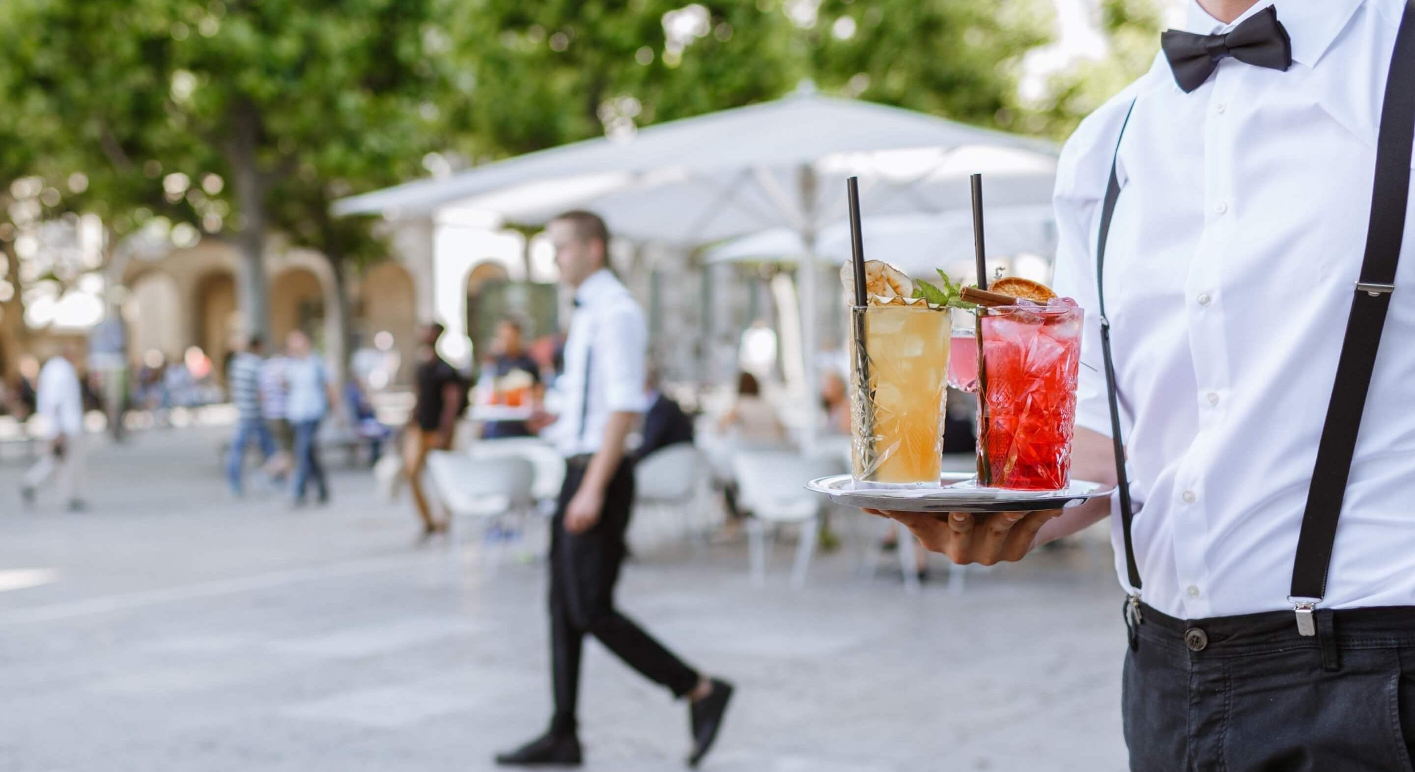 Servicemitarbeiter (m/w/d) o.T. Bar