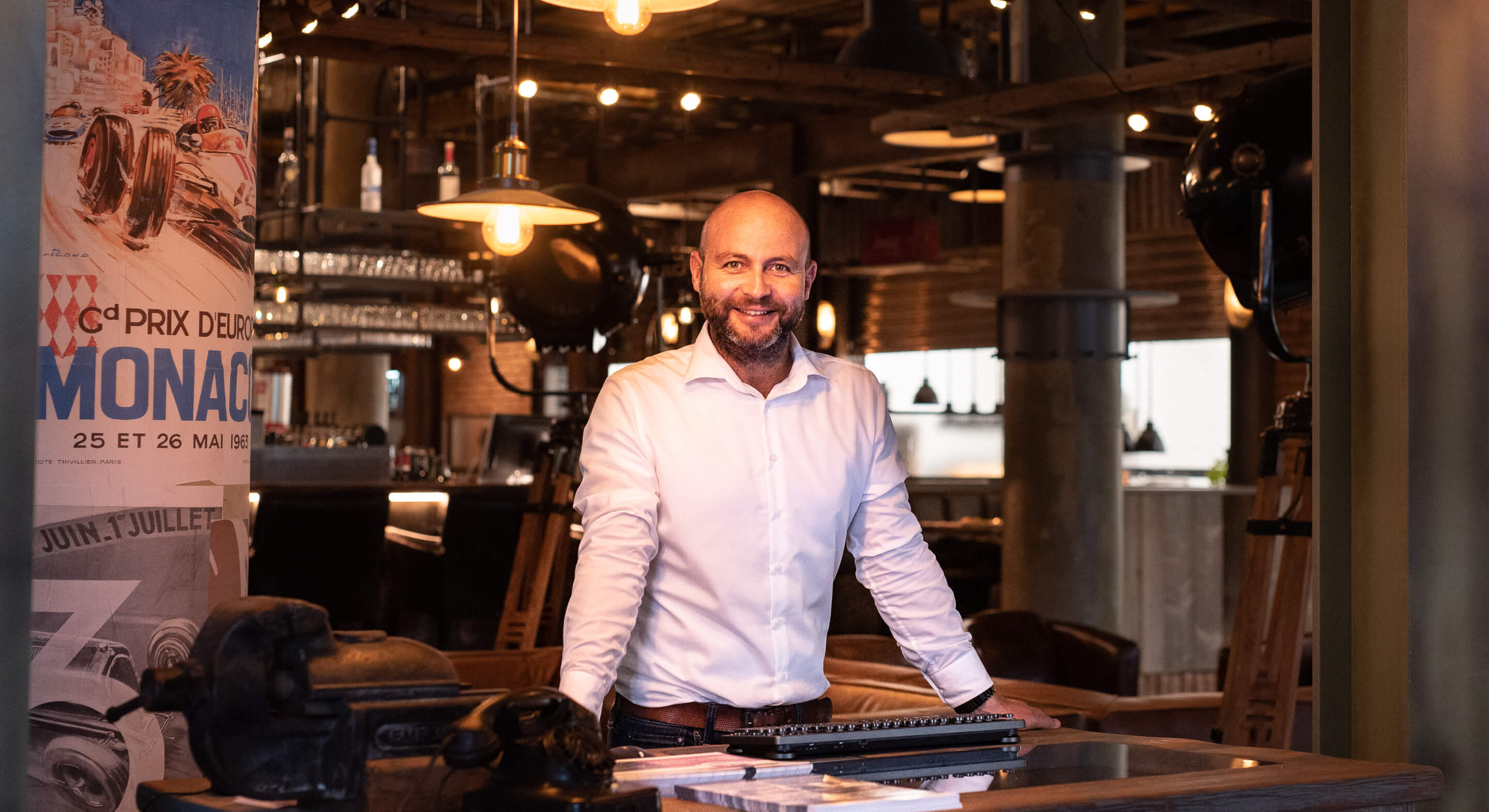 OPERATIVER MITARBEITER (M/W/D) IN TEILZEIT UND AUF 450 € AUSHILFSBASIS im Konferenz- & Bankettbereich